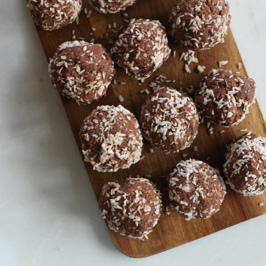 Date & Nut Bites